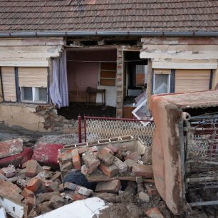 Některé domy bude nutné zbourat. (Foto: Aleš Tomášek, ČvT)