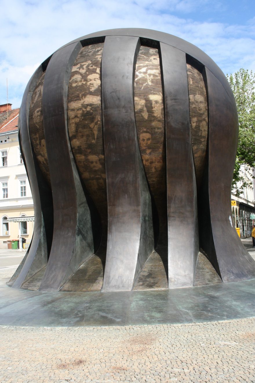 Náměstí svobody, Maribor