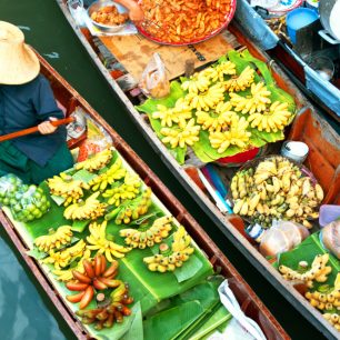 Plovoucí ovoce a zelenina, jihovýchodní Asie