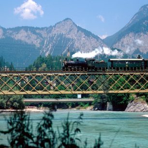 Vlak zde jezdí už 125 let, Švýcarsko