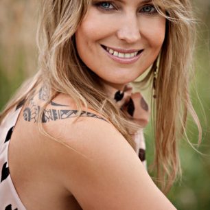 Již 10 let je šéfredaktorkou časopisu Lidé a země, Lenka Klicperová