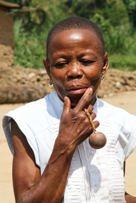Kouří téměř každý, Uganda