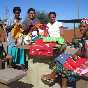 Pracovnice dílny, Namibie