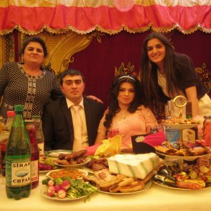Vyfotit se s novomanzeli je nutnosti, Azerbajdzan