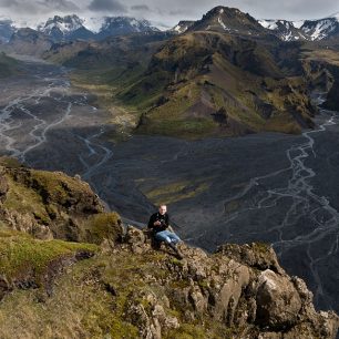 Sopky a kapradiny, takové jsou Duhové hory na Islandu