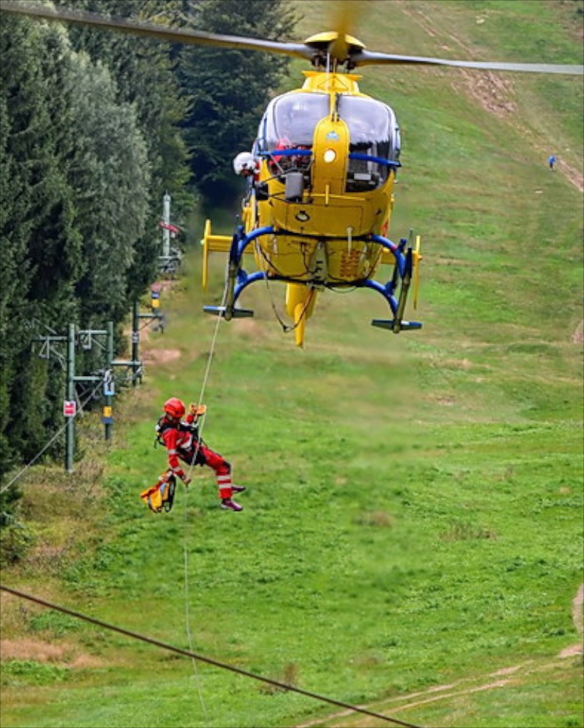 Cvičení Letecká záchranné služby Liberec, foto Václav Novotný