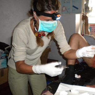 Porod šherpské holčičky, Himaláje