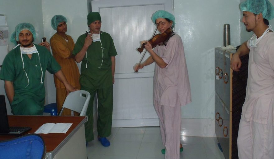 S Afgánskými kolegy v nemocnici Lékařů bez hranic, Afgánistán