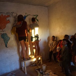 Každý chtěl pomáhat, Madagaskar