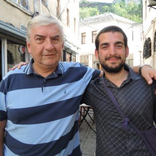 V Albánii potkal Miroslava Donutila při natáčení Cestománie