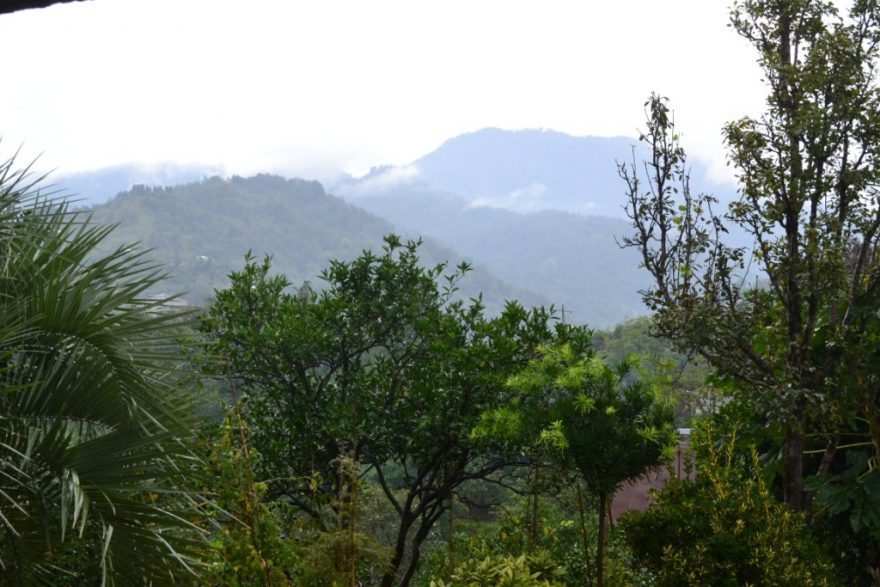 Výhled z verandy na NP Chakvistavi, Gruzie