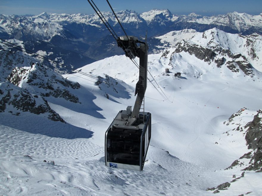 Lanovka na Mont Fort, Čtyři údolí