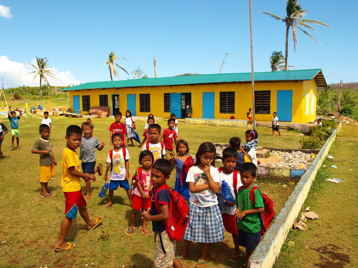 San José rok po tajfunu, Filipíny