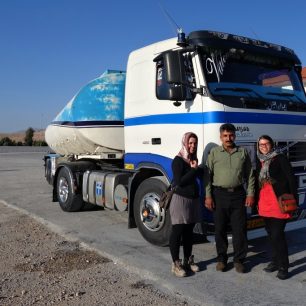 Lidi se s námi velmi ochotně fotili, Írán