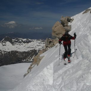 Nejen při skialpu je nutné umět otestovat svah před lavinovým nebezpečím, foto: Jan Pala