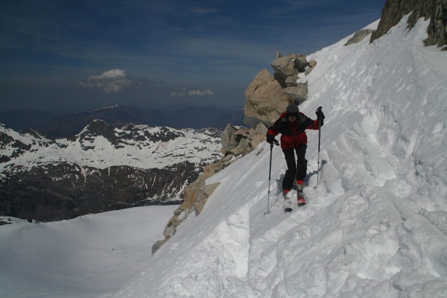 Nejen při skialpu je nutné umět otestovat svah před lavinovým nebezpečím, foto: Jan Pala