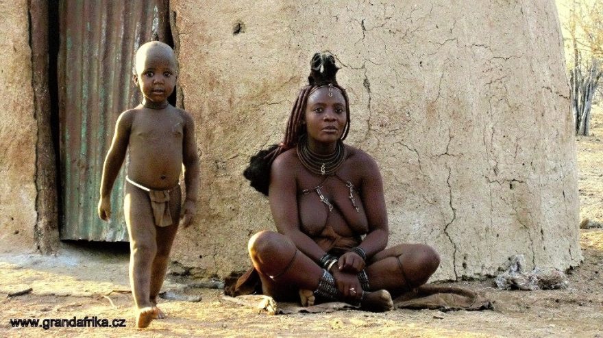 kmen Himba, region Kunene