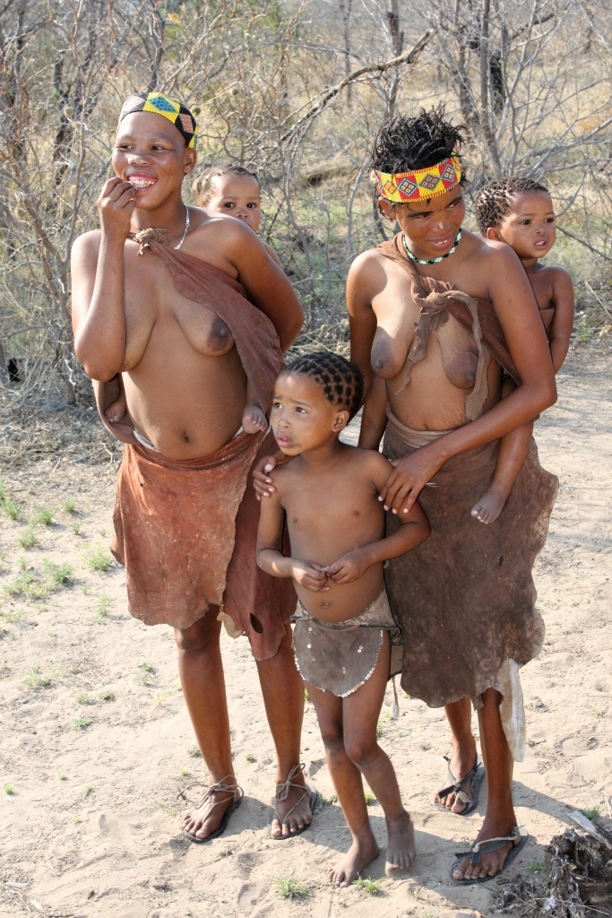 ženy z lidu z buše, křováků