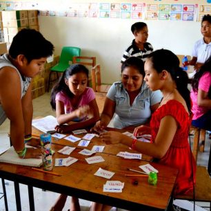 Výuka dětí ve třídě