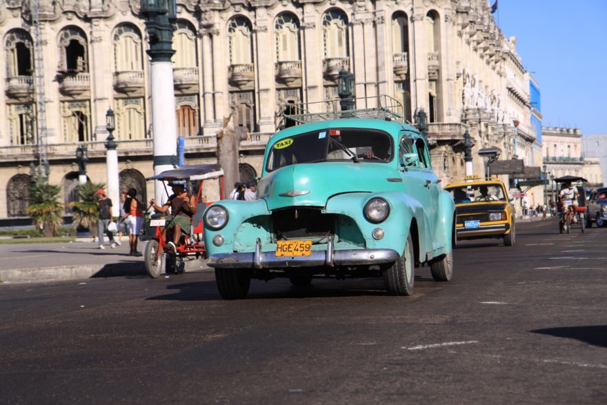 Typická auta už se pomalu rozpadají, nová jsou předražená