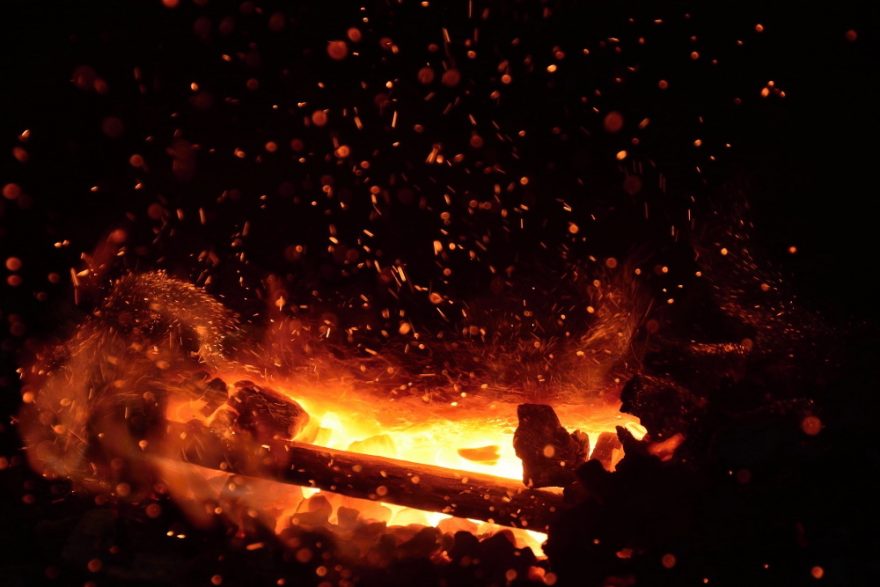 Břit kalením získává na tvrdosti