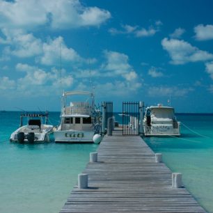 Přístav nedaleko Playa del Carmen