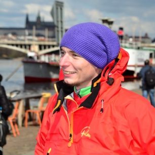 V Praze těsně před vyplutím.