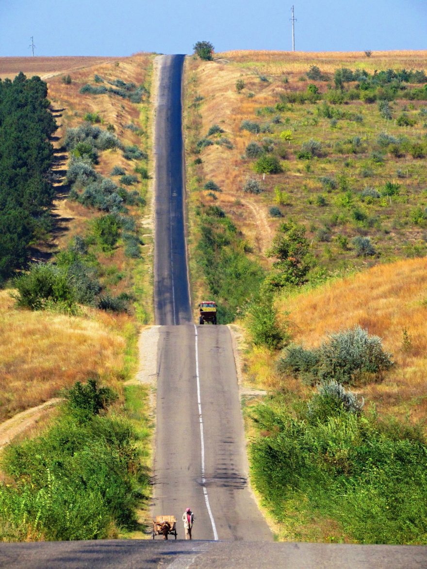 Zvlněná krajina v jižním Moldavsku