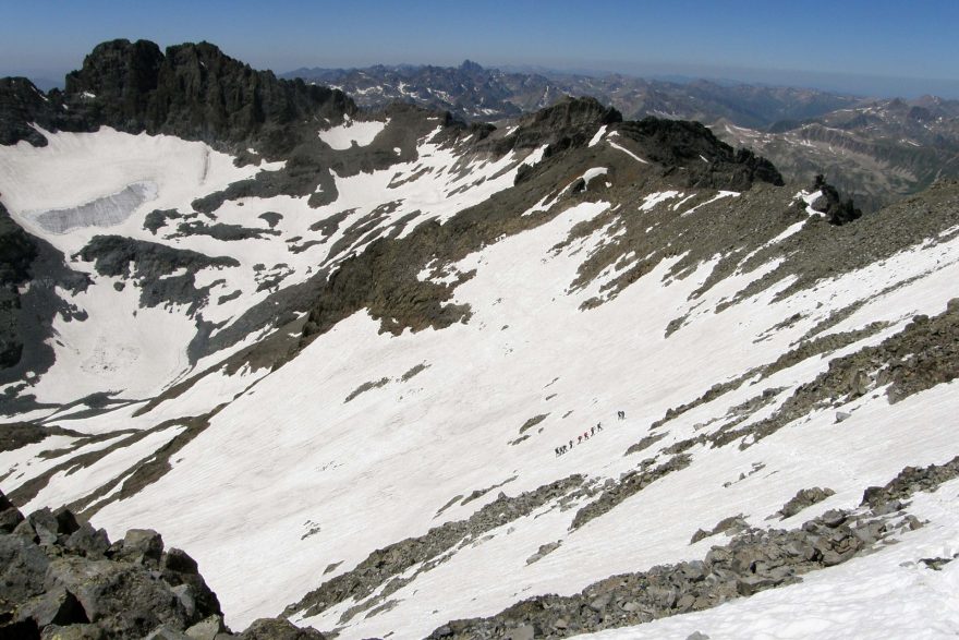 Německo-rakouská skupina vystupuje na vrchol Kačkaru, Turecko