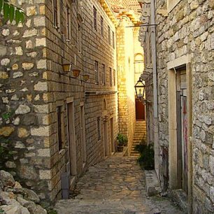 Skoro albánské město - Ulgin