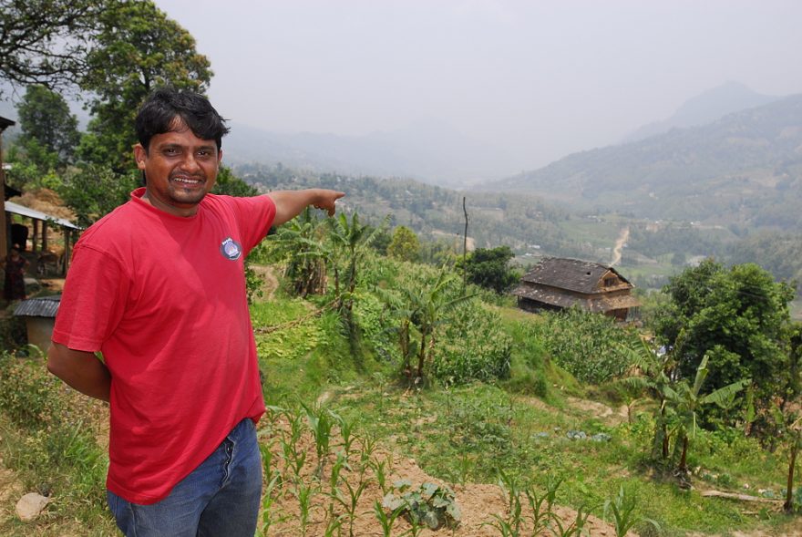 Adventura bude pomáhat s opravou poničeného domu rodiny jednoho z našich průvodců