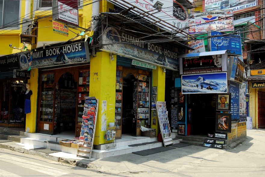 Ulice Thamelu byly poškození téměř ušetřeny