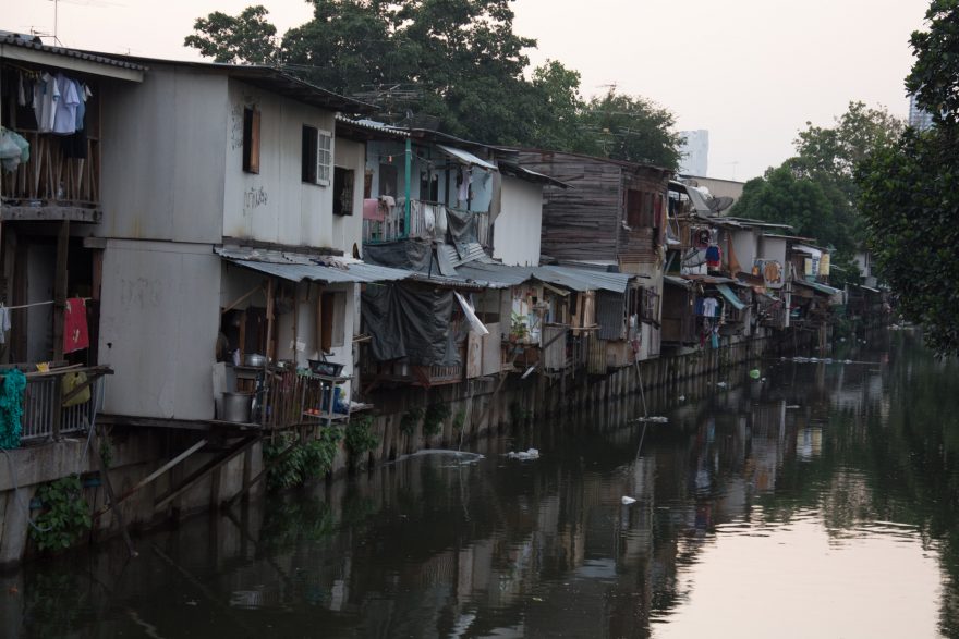 Život nad kanálem, Thajsko