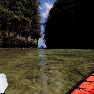 V laguně ostrova Ko Hong