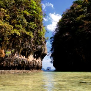 V laguně ostrova Ko Hong