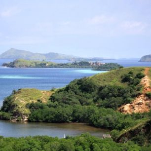 Výhled z NP na ostrově Rinca