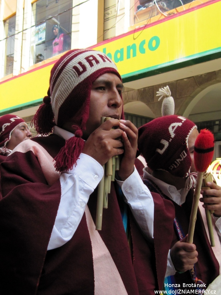Hlavní den festivalu - průvod městem