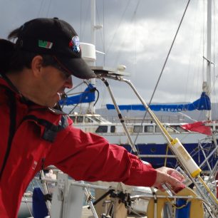 Před každou plavbou se provádí obřad – přípitek Neptunovi aby se plavba vydařila a Neptun nám byl nakloněn. 