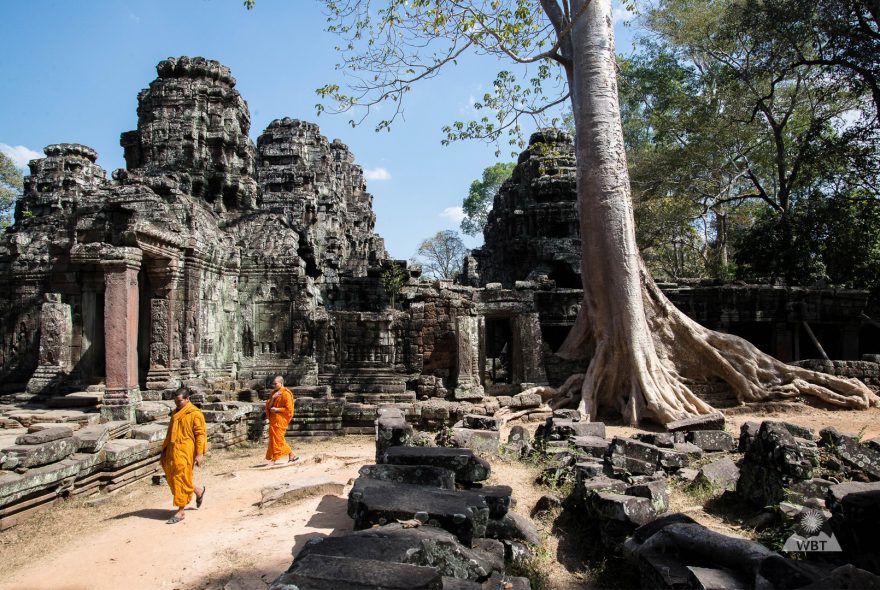 Mniši v Angkor wat