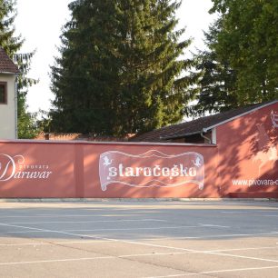 Vstupní brána do pivovaru Staročeško založeného Čechy v roce 1840