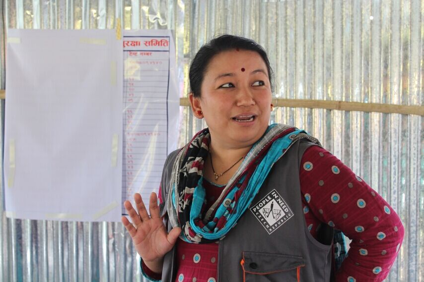 Lidé v táboře pro vnitřní uprchlíky jsou vyškolení, aby mohli pomáhat ohroženým dětem a ženám.