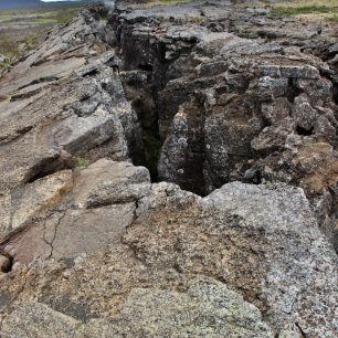 Puklina nedaleko Reykjahlídu.