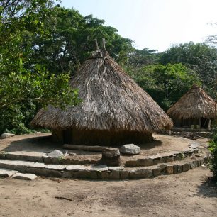 Některá místa Pueblita slouží i dnes jako základy pro domy místních, potomků etnika Tayrona