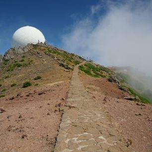 Pico do Areeiro – výchozí místo nejvyššího downhillu na ostrově