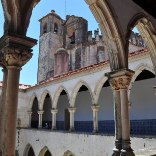 Convento de Cristo v Tomaru 