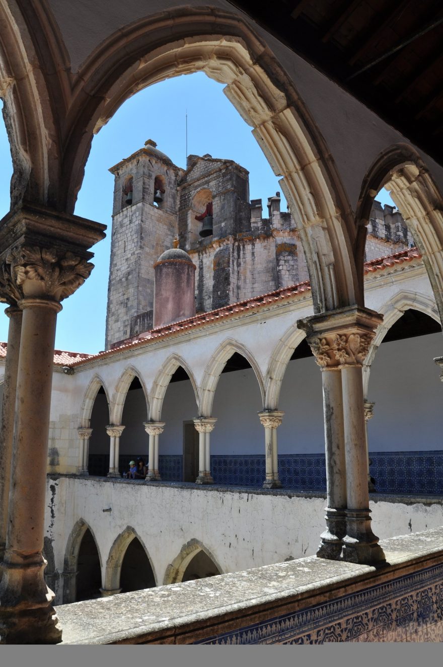Convento de Cristo v Tomaru 