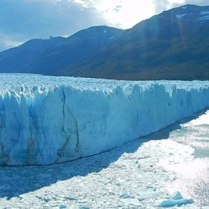 Panorama čelní stěny ledovce Perito Moreno