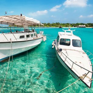 Hlavní dopravní prostředek na Maledivách (Shutterstock.com)