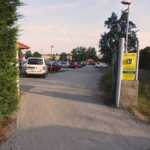 Parkoviště u Letiště Václava Havla