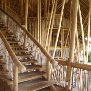 Školní schodiště